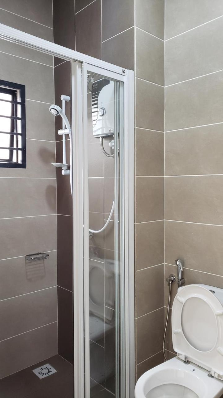 Sr Home-Stay @ Klia Kuala Lumpur Eksteriør billede