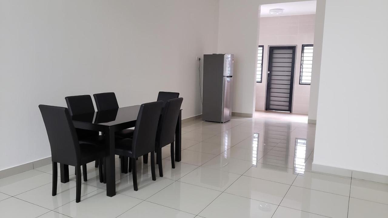 Sr Home-Stay @ Klia Kuala Lumpur Eksteriør billede